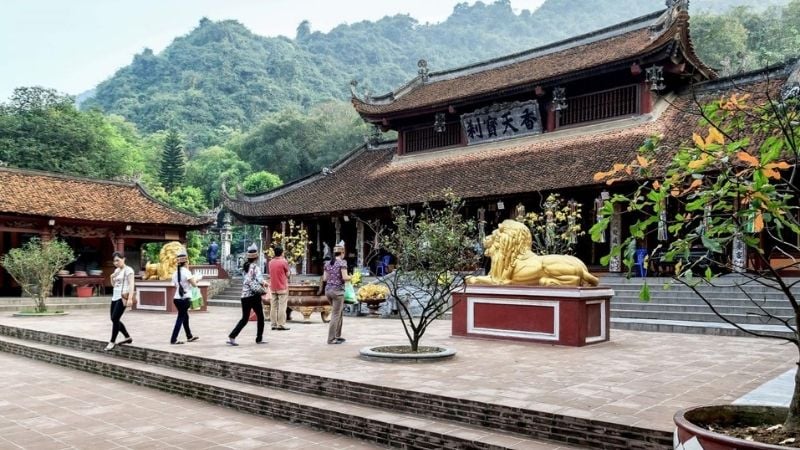 Kinh nghiệm đi chùa Hương cần lưu ý